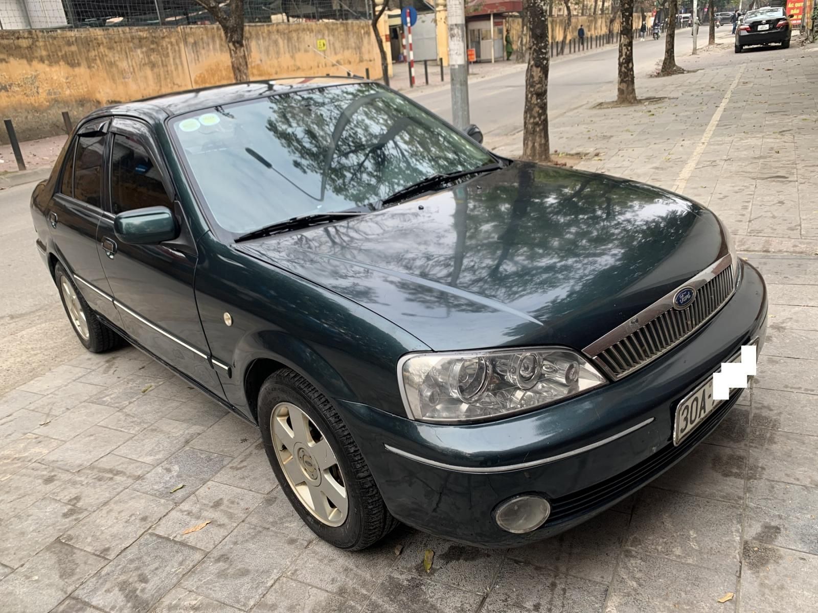 Ford Laser 0 2002 - Cần bán xe Ford Laser sản xuất năm 2002, 129 triệu