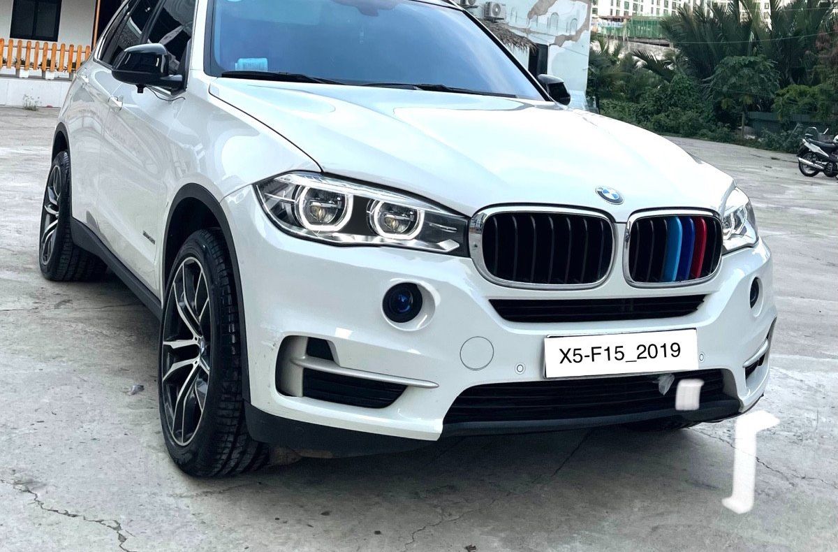 BMW X5 xDrive35i  2019 - Cần bán xe BMW X5 xDrive35i sản xuất 2019, màu trắng, xe nhập