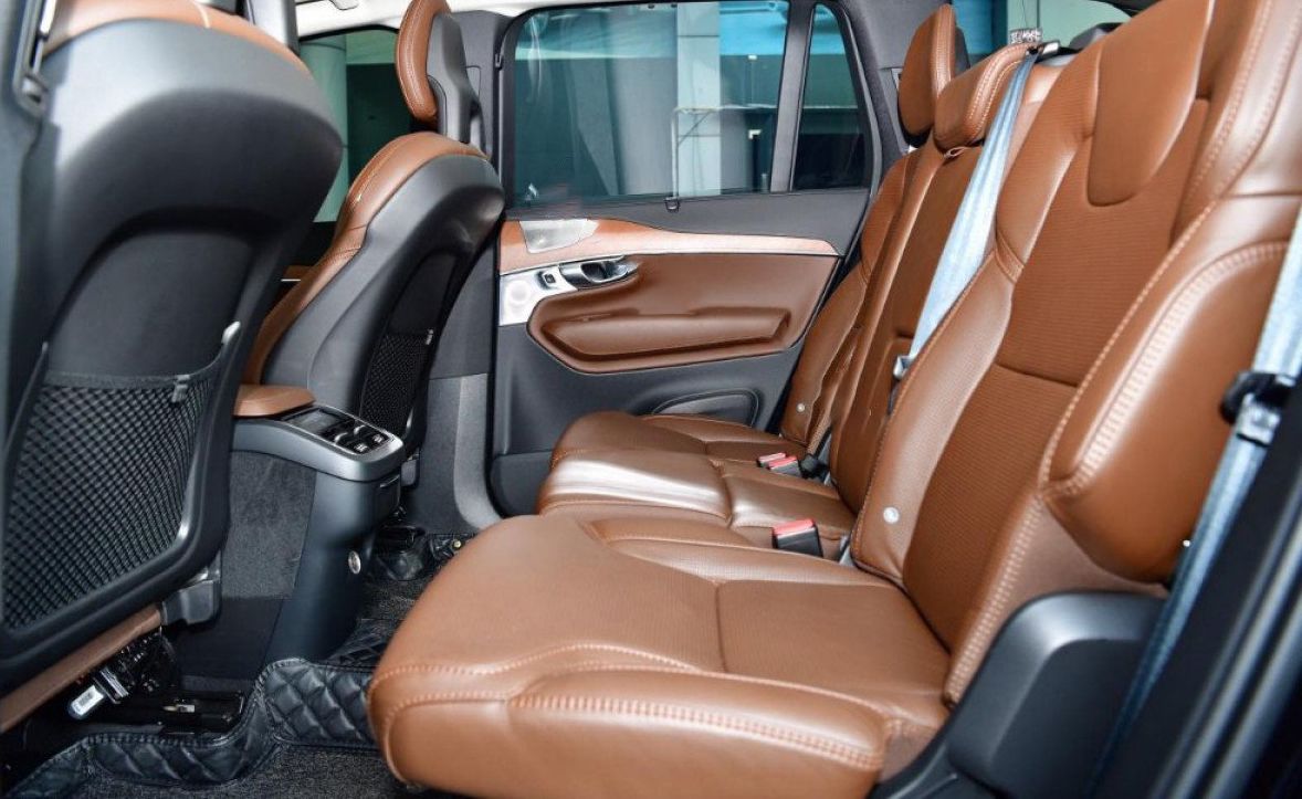 Volvo XC90 T6 Inscription  2019 - Bán Volvo XC90 T6 Inscription sản xuất năm 2019, màu đen, nhập khẩu