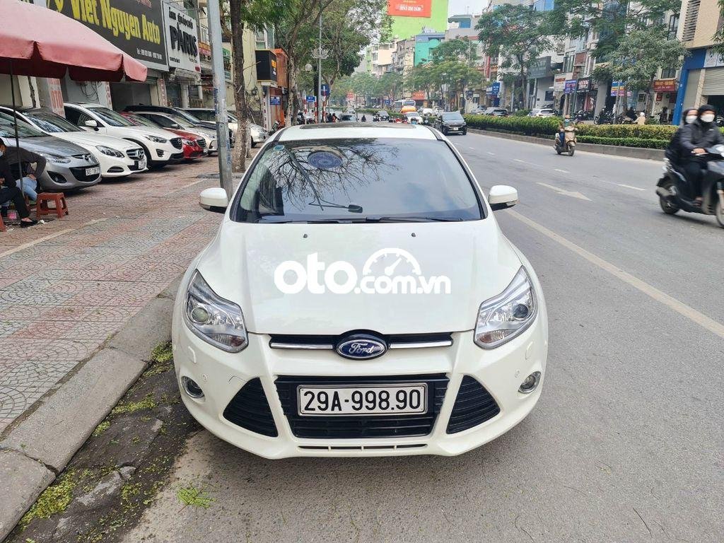 Ford Focus S 1.6L 2013 - Bán Ford Focus 1.6L sản xuất 2013, màu trắng