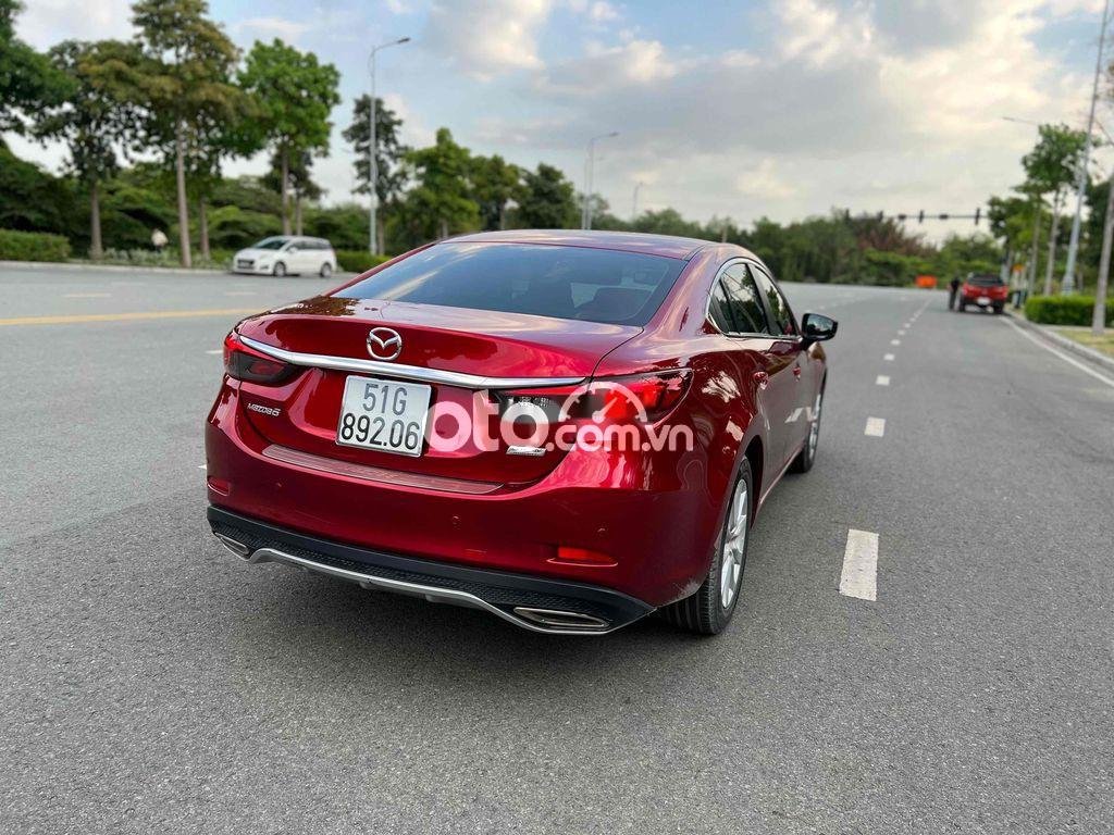 Mazda 6 2019 - Bán xe Mazda 6 2.0 Luxury sản xuất năm 2019, màu đỏ, full lịch sử hãng đẹp, còn bảo hành hãng đến tháng 2/2024