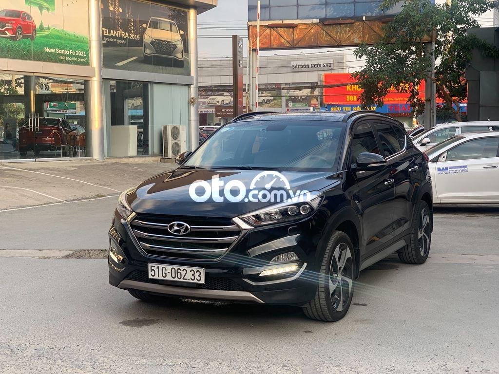 Hyundai Tucson 2018 - Bán Hyundai Tucson 1.6AT Turbo năm 2018, màu đen, cam kết xe chất lượng