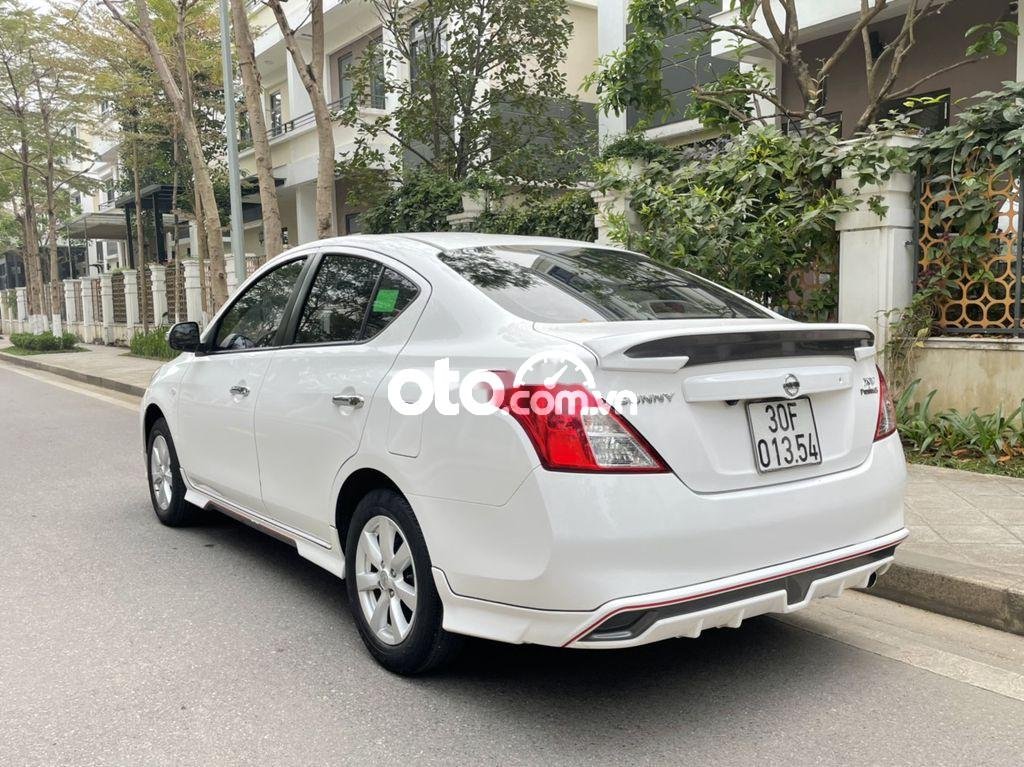 Nissan Sunny XV Premium S 2017 - Bán Nissan Sunny XV Premium S sản xuất 2017, màu trắng, nhập khẩu