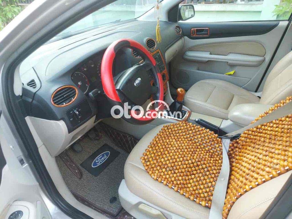 Ford Focus 2009 - Bán Ford Focus 1.6L, màu vàng cát, năm 2009