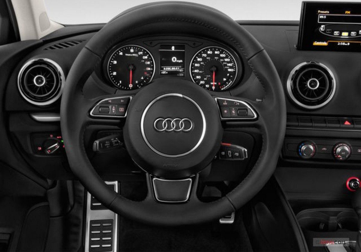 Audi A3 2015 - Bán Audi A3 1.8 TFSI sản xuất năm 2015, màu đen, nhập khẩu nguyên chiếc chính chủ, giá chỉ 630 triệu