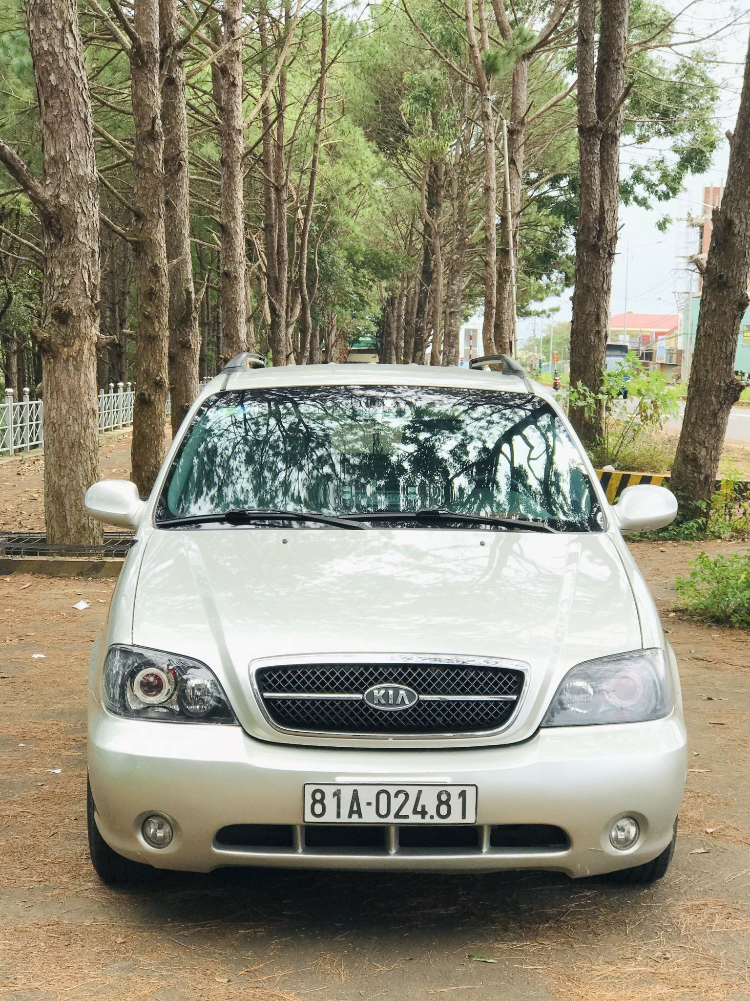 Kia Carnival 2008 - Bán Kia Carnival đời 2008 còn mới giá tốt 260tr
