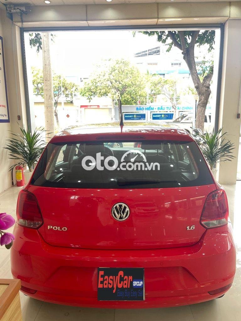 Volkswagen Polo   1.6 AT 2015 - Cần bán xe Volkswagen Polo 1.6 AT sản xuất 2015, màu đỏ, nhập khẩu, giá tốt