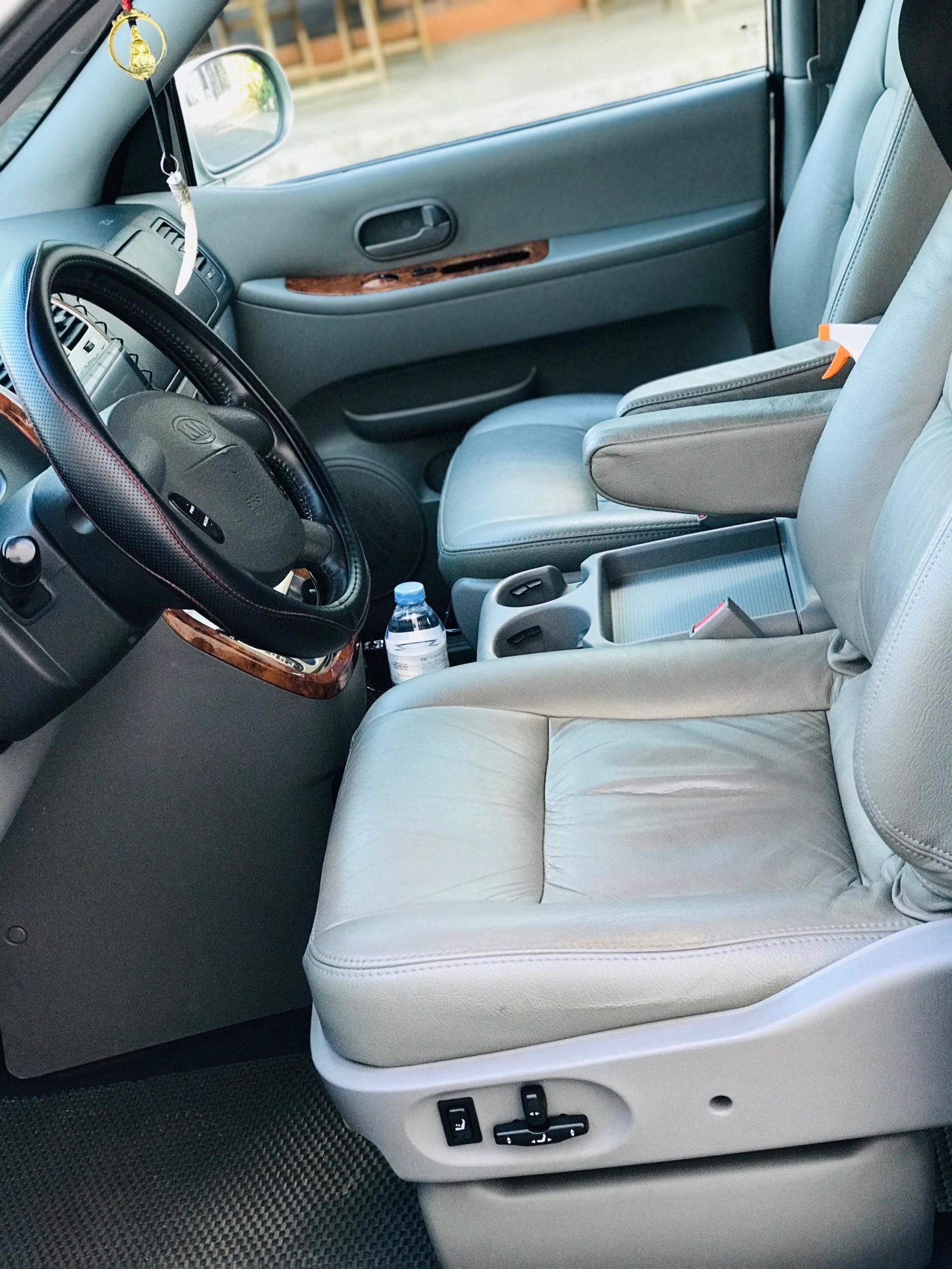 Kia Carnival 2008 - Bán Kia Carnival đời 2008 còn mới giá tốt 260tr