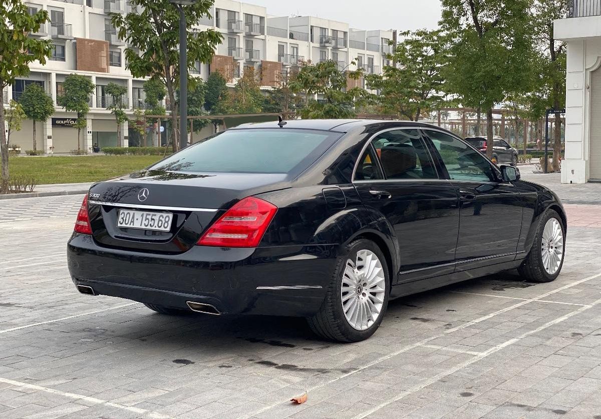 Mercedes-Benz S300 2010 - Cần bán Mercedes S300 năm 2010, màu đen