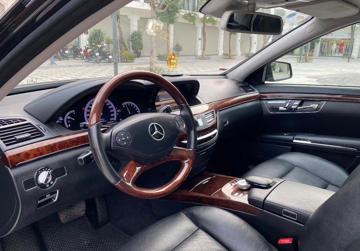 Mercedes-Benz S300 2010 - Cần bán Mercedes S300 năm 2010, màu đen