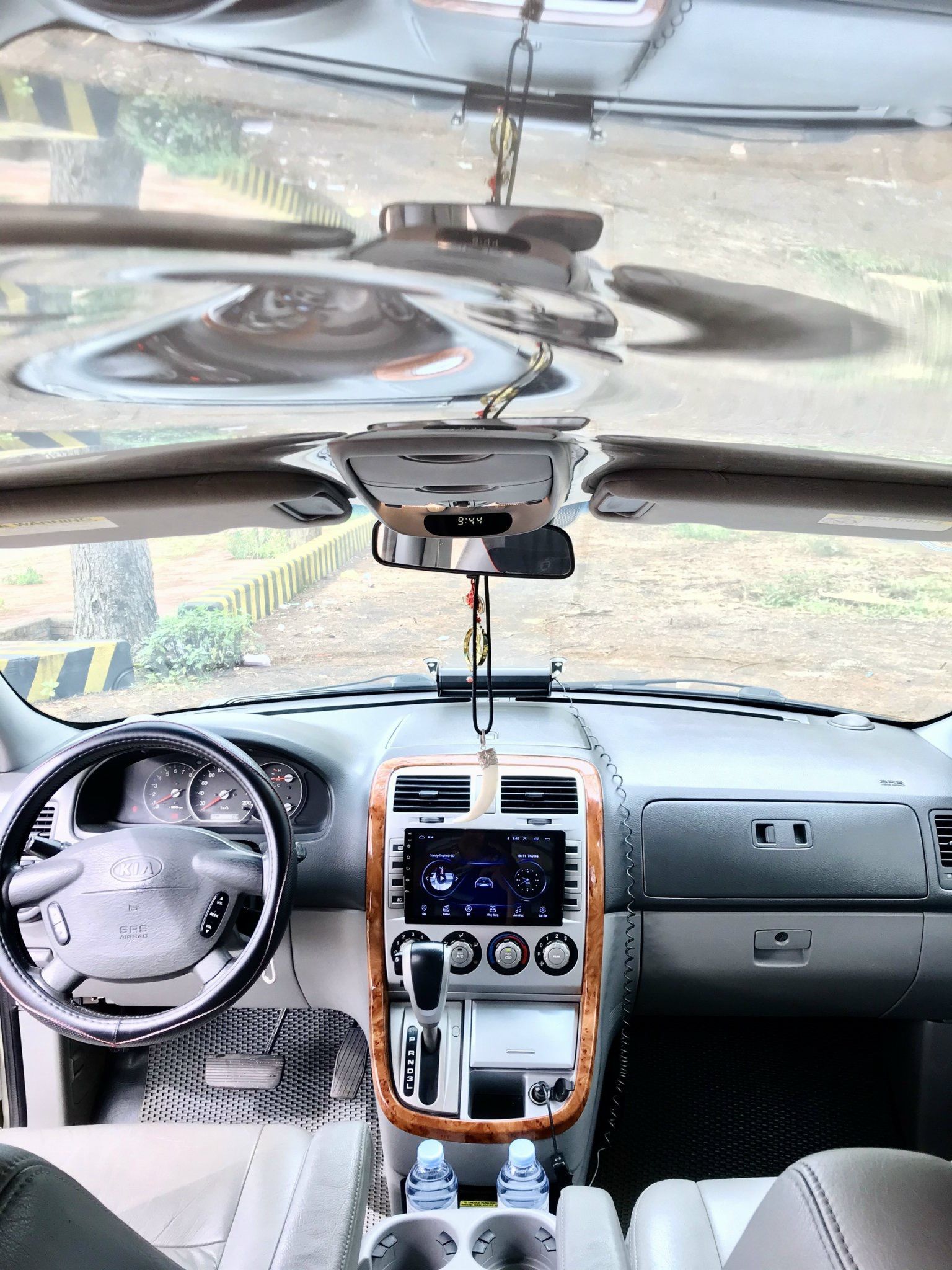 Kia Carnival 2008 - Bán Kia Carnival đời 2008 còn mới giá tốt 260tr