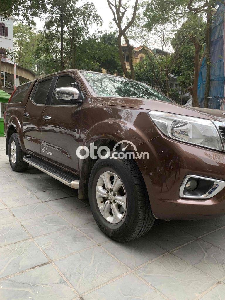 Nissan Navara 2017 - Bán ô tô Nissan Navara EL Premium R sản xuất năm 2017, màu nâu, nhập khẩu Thái Lan 