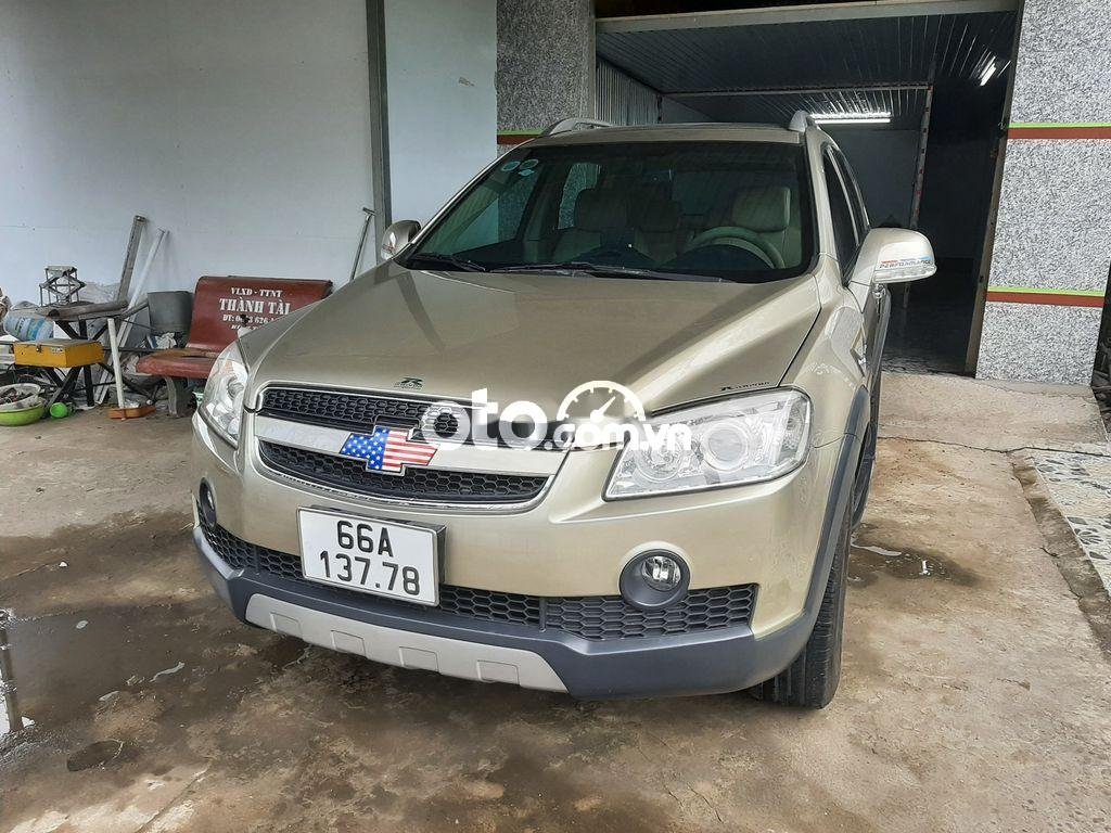 Chevrolet Captiva 2008 - Bán xe Chevrolet Captiva LT 2.0 năm 2008, nhập khẩu xe gia đình 