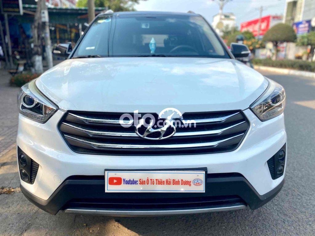 Hyundai Creta   1.6AT Petrol 2015 - Bán Hyundai Creta 1.6AT Petrol sản xuất 2015, nhập khẩu nguyên chiếc xe gia đình