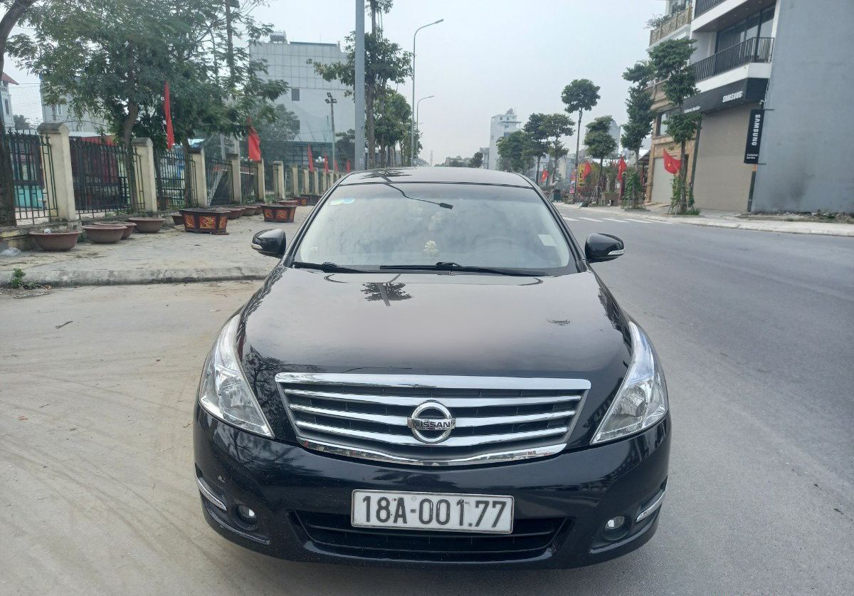 Nissan Teana AT 2010 - Cần bán Nissan Teana AT sản xuất năm 2010, màu đen, nhập khẩu nguyên chiếc, giá tốt