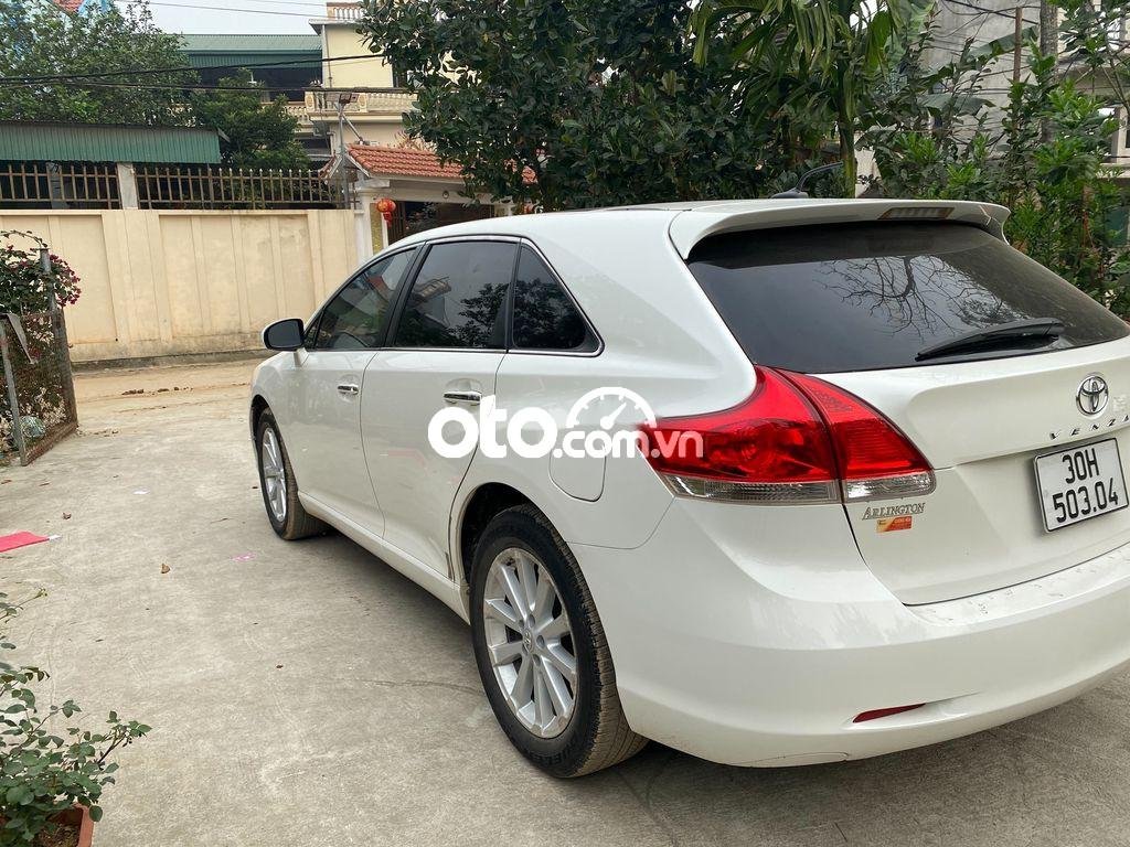 Toyota Venza 2010 - Cần bán Toyota Venza năm 2010, màu trắng, nhập khẩu 