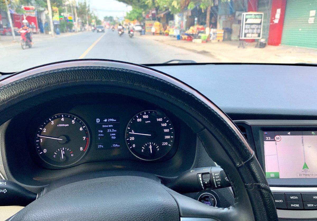 Hyundai Accent AT 2019 - Bán Hyundai Accent AT sản xuất 2019, màu vàng đồng, full lịch sử bảo dưỡng hãng