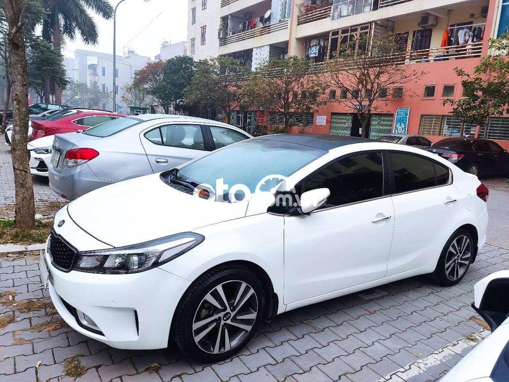 Kia Cerato  2.0 2017 - Cần bán Kia Cerato 2.0AT Premium sản xuất 2017