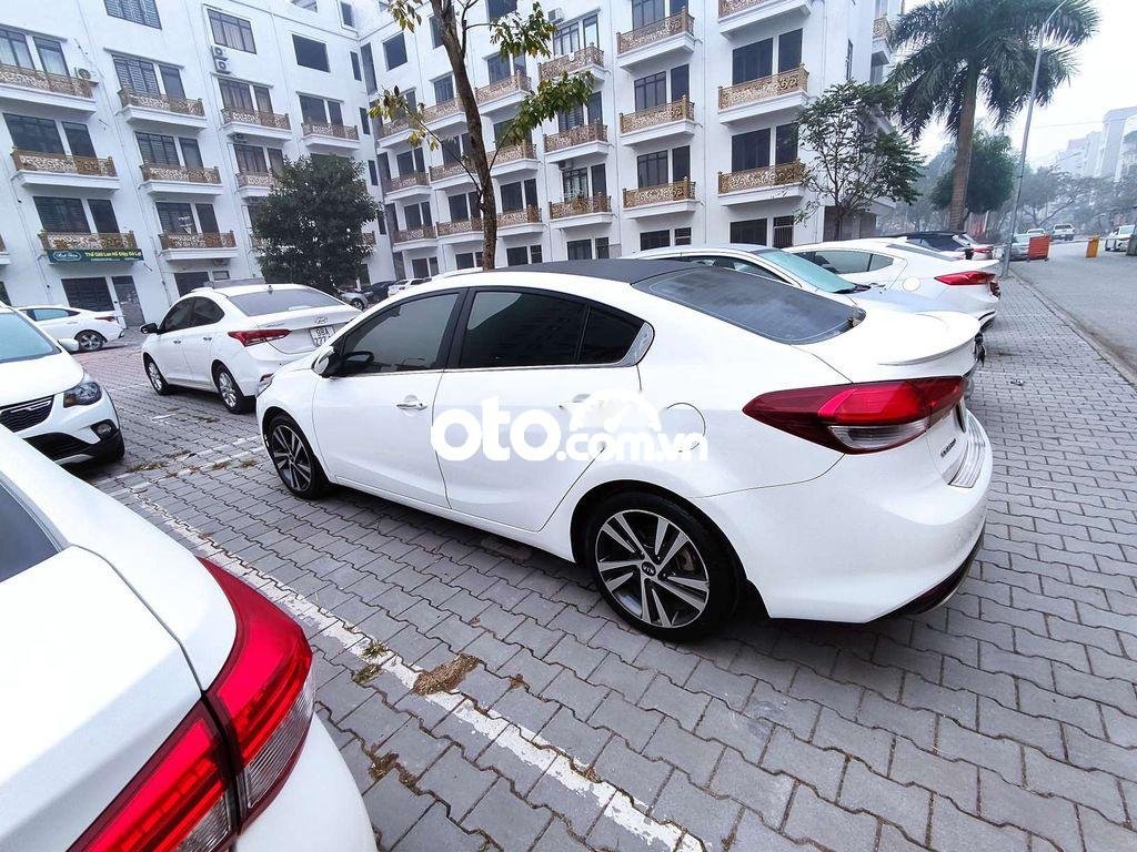 Kia Cerato  2.0 2017 - Cần bán Kia Cerato 2.0AT Premium sản xuất 2017