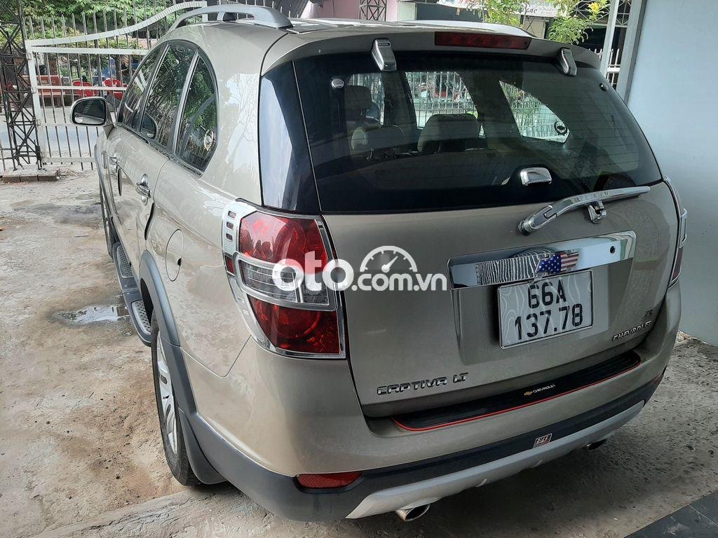 Chevrolet Captiva 2008 - Bán xe Chevrolet Captiva LT 2.0 năm 2008, nhập khẩu xe gia đình 