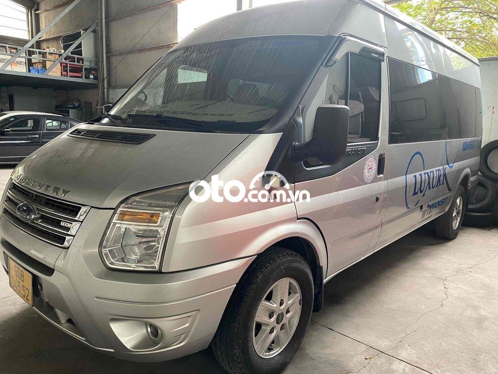 Ford Transit  Luxury 2018 - Bán Ford Transit Luxury sản xuất 2018, màu bạc, 450 triệu