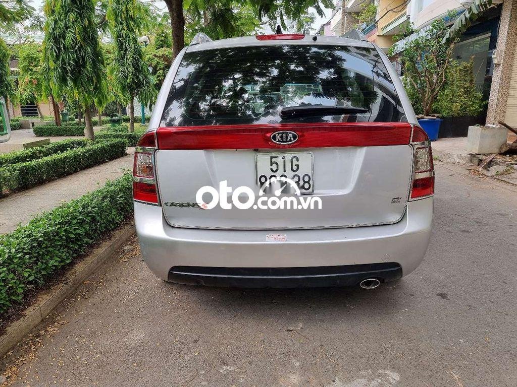 Kia Carens 2014 - Bán Kia Carens sản xuất năm 2014, màu bạc, xe nhập, 365tr