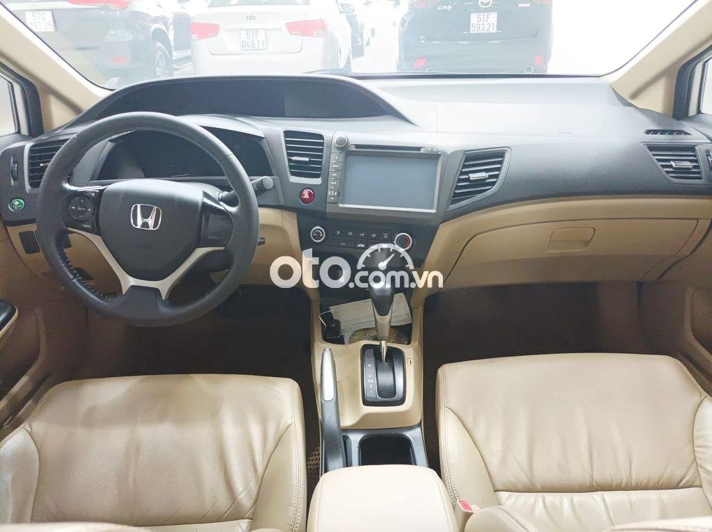 Honda Civic   1.8 AT  2015 - Bán Honda Civic 1.8 AT sản xuất 2015, màu trắng, giá tốt