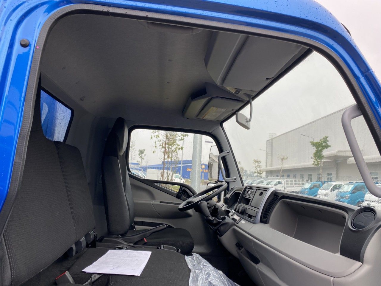 Mitsubishi Canter 2022 - Giá xe 3,5 tấn Mitsubishi Fuso Canter TF7.5 thùng dài 5,2m, xuất xứ Nhật Bản. ShowroomThaco Đà Nẵng. Có bán trả góp