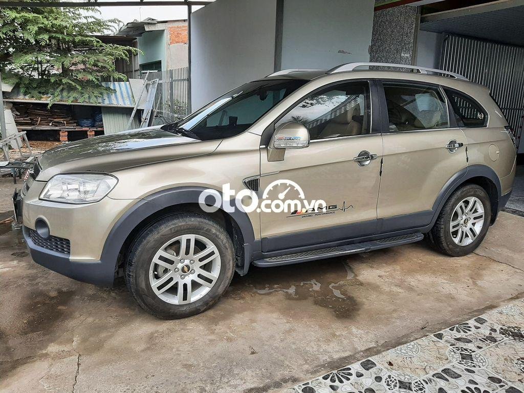 Chevrolet Captiva 2008 - Bán xe Chevrolet Captiva LT 2.0 năm 2008, nhập khẩu xe gia đình 