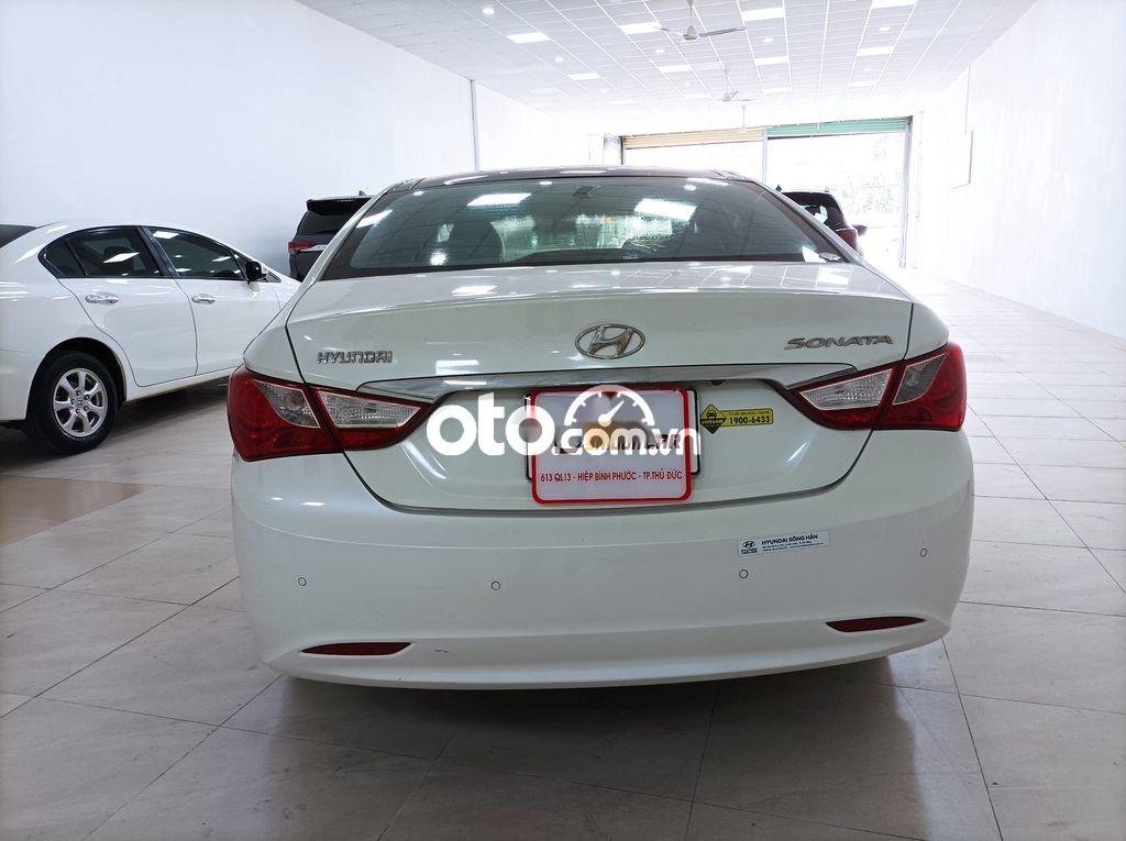 Hyundai Sonata 2011 - Bán Hyundai Sonata 2.0L 6AT năm sản xuất 2011 giá cạnh tranh