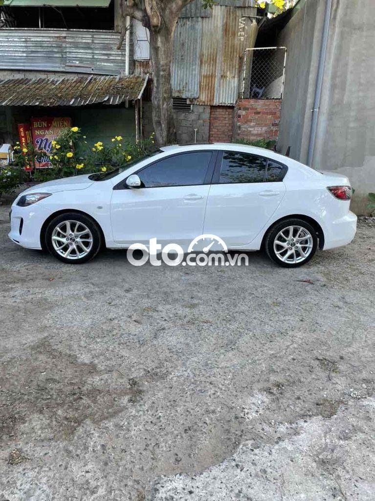 Mazda 3   AT 2012 - Bán xe Mazda 3 AT sản xuất năm 2012, màu trắng, giá chỉ 350 triệu