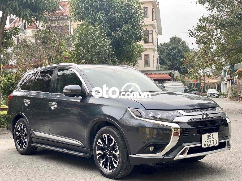 Mitsubishi Outlander Sport 2020 - Bán ô tô Mitsubishi Outlander Sport 2.0 Premium sản xuất năm 2020, màu xám