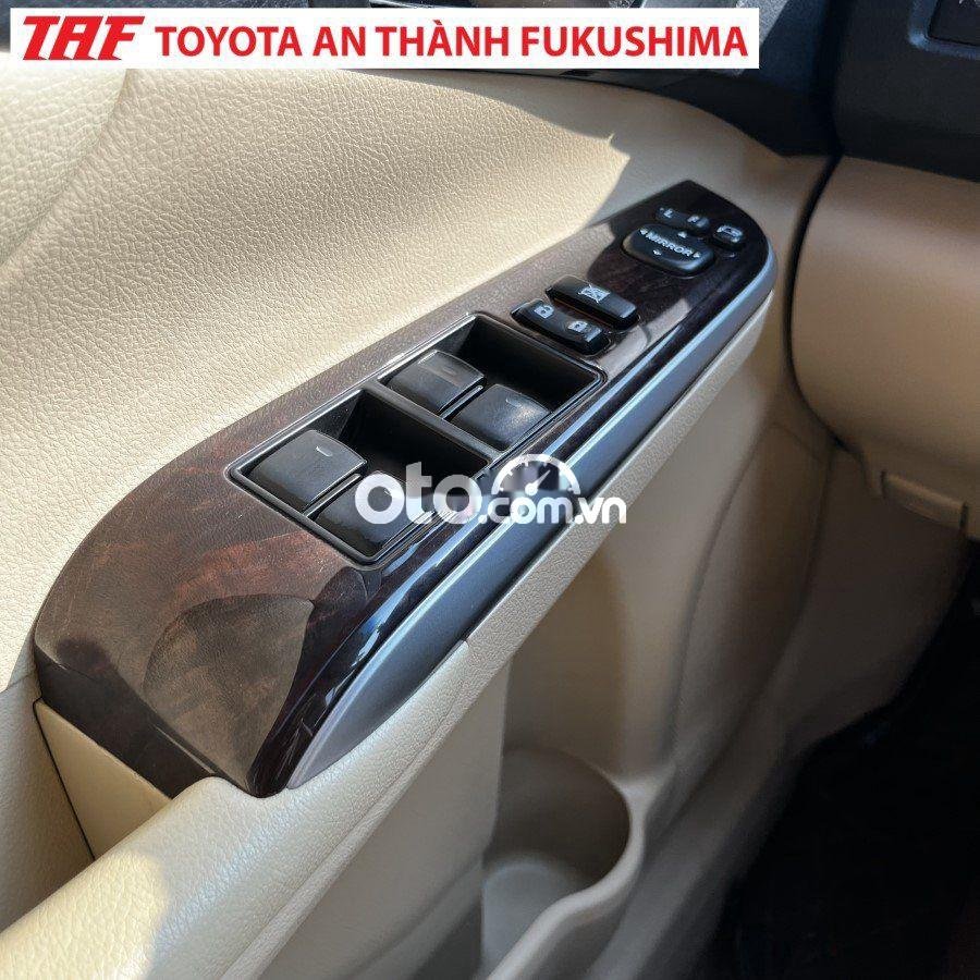 Toyota Camry 2016 - Bán ô tô Toyota Camry 2.0E sản xuất 2016, màu nâu
