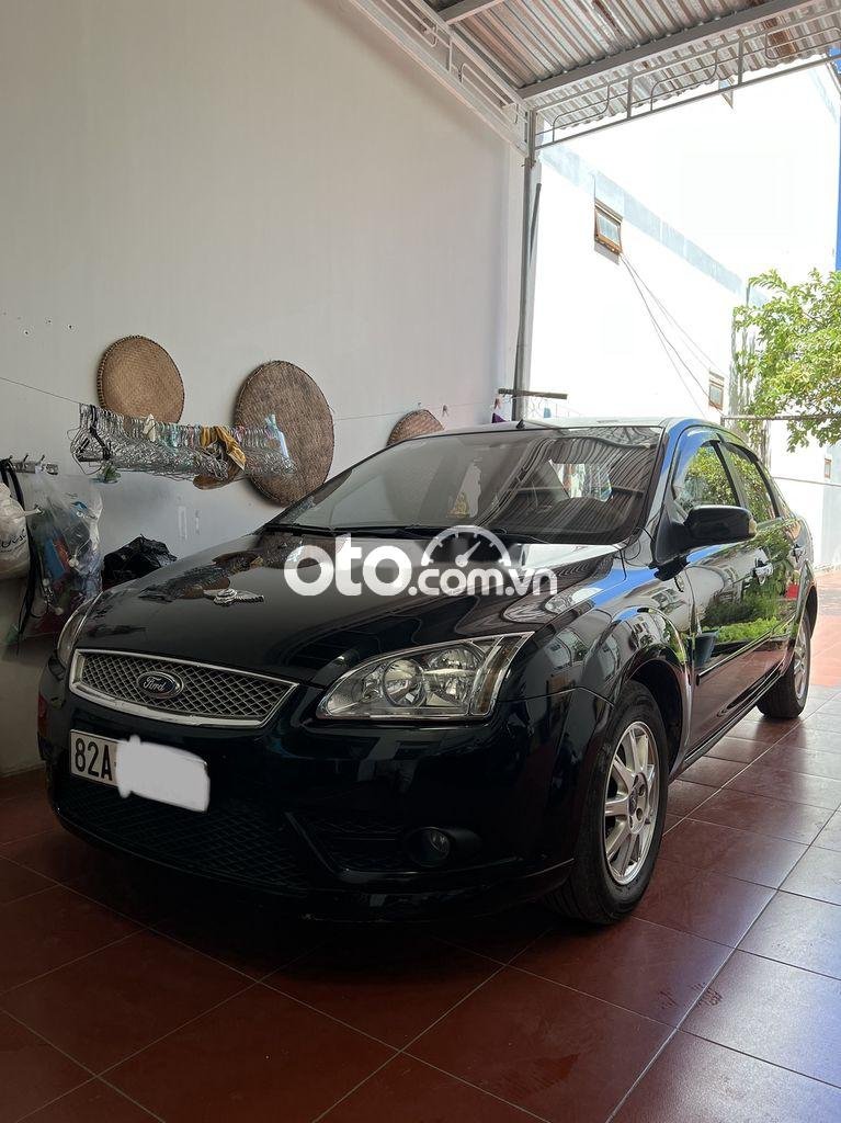 Ford Focus 2008 - Bán Ford Focus 1.8L sản xuất năm 2008, màu đen, nhập khẩu nguyên chiếc, giá 280tr