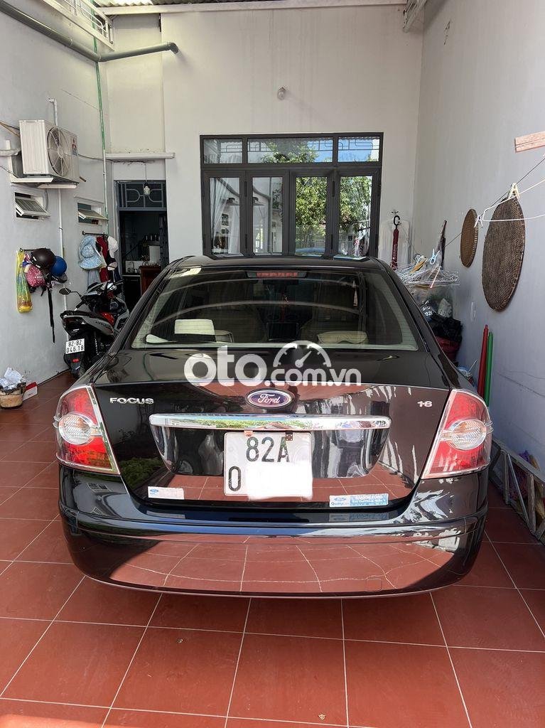 Ford Focus 2008 - Bán Ford Focus 1.8L sản xuất năm 2008, màu đen, nhập khẩu nguyên chiếc, giá 280tr