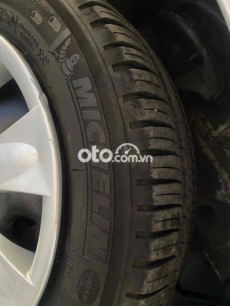 Hyundai Getz 2010 - Bán Hyundai Getz MT năm sản xuất 2010, màu bạc, nhập khẩu