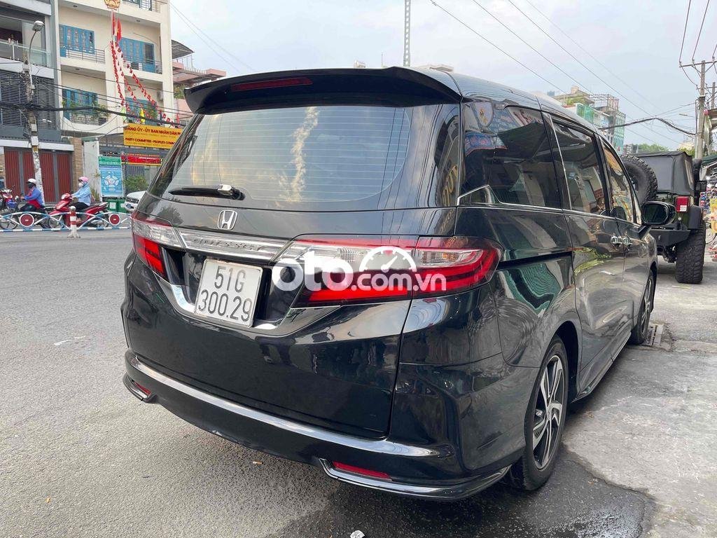 Honda Odyssey 2016 - Bán Honda Odyssey 2.4CVT sản xuất 2016, nhập khẩu nguyên chiếc