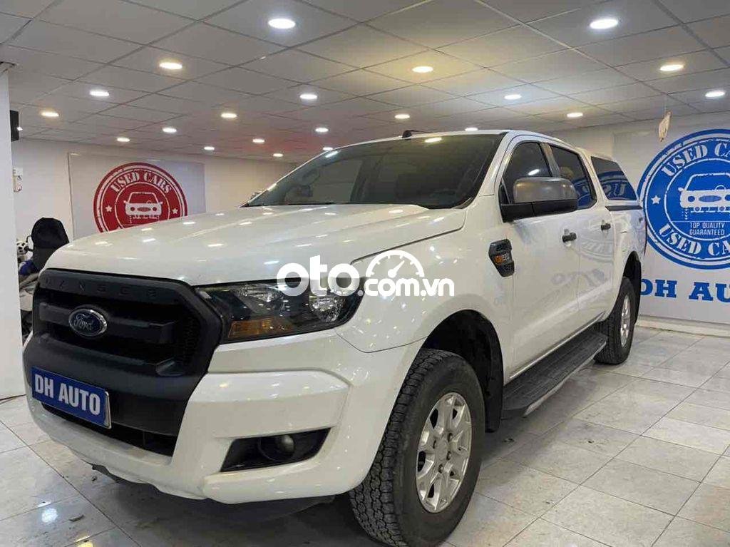 Ford Ranger 2016 - Bán xe Ford Ranger XLS 2.2 4x2 AT sản xuất năm 2016, màu trắng, một chủ từ mới