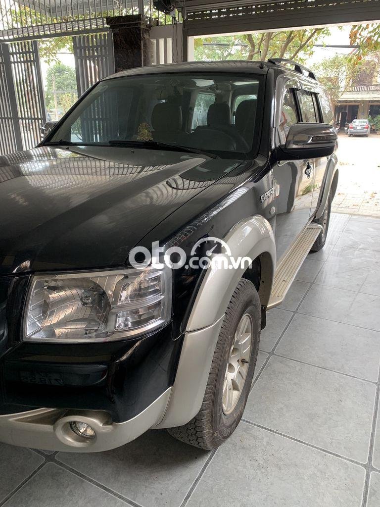 Ford Everest 2008 - Cần bán Ford Everest MT sản xuất 2008, màu đen, xe nhập