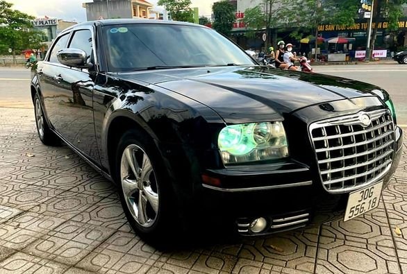 Chrysler 300C 2007 - Xe Chrysler 300C AT năm 2007, màu đen, xe chính chủ biển Hà Nội