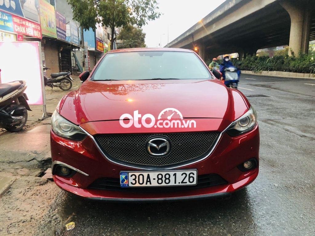 Mazda 6 2015 - Cần bán Mazda 6 2.0AT sản xuất năm 2015, màu đỏ