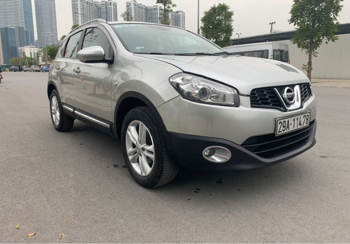 Nissan Qashqai 2010 - Xe Nissan Qashqai LE sản xuất 2010, màu bạc, xe nhập