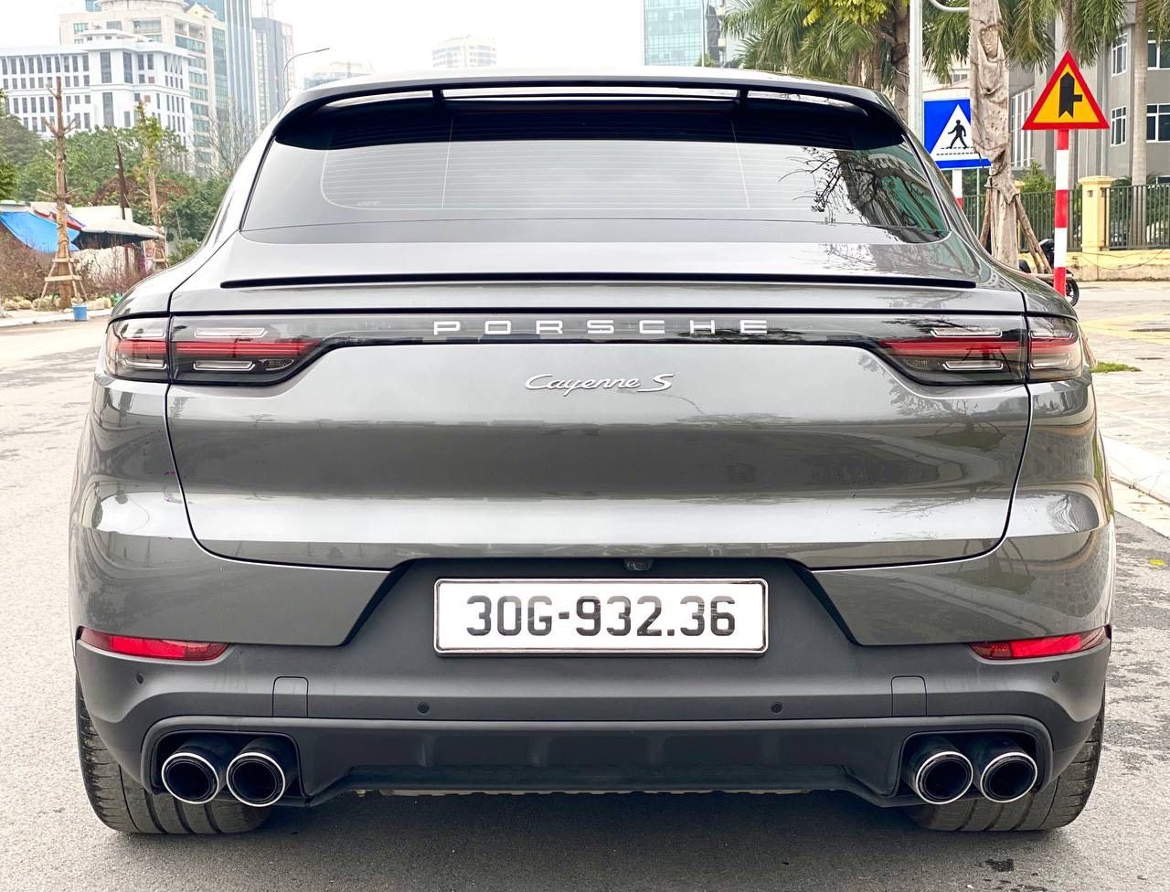 Porsche Cayenne S 2020 - Cần bán Porsche Cayenne S năm sản xuất 2020