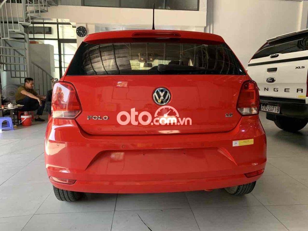 Volkswagen Polo 2016 - Cần bán xe Volkswagen Polo 1.6 Hatchback năm sản xuất 2016, màu đỏ, nhập khẩu nguyên chiếc