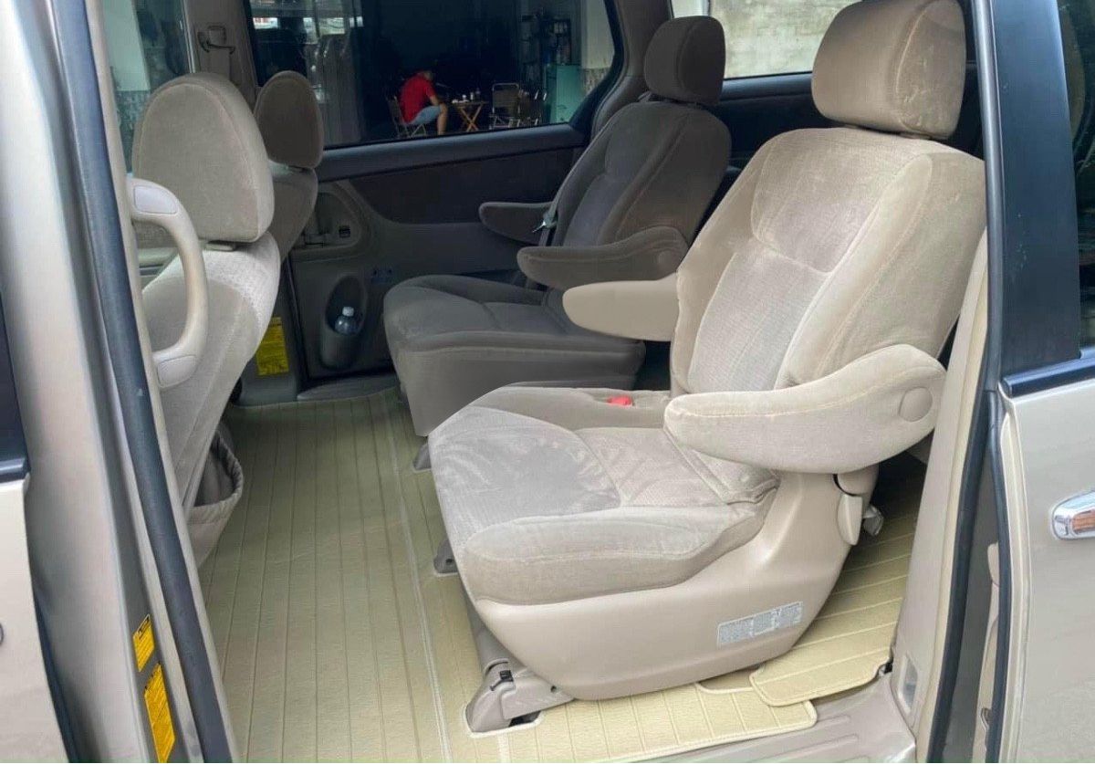 Toyota Sienna 2007 - Bán Toyota Sienna LE 3.5AT AWD sản xuất 2007, màu vàng, xe nhập