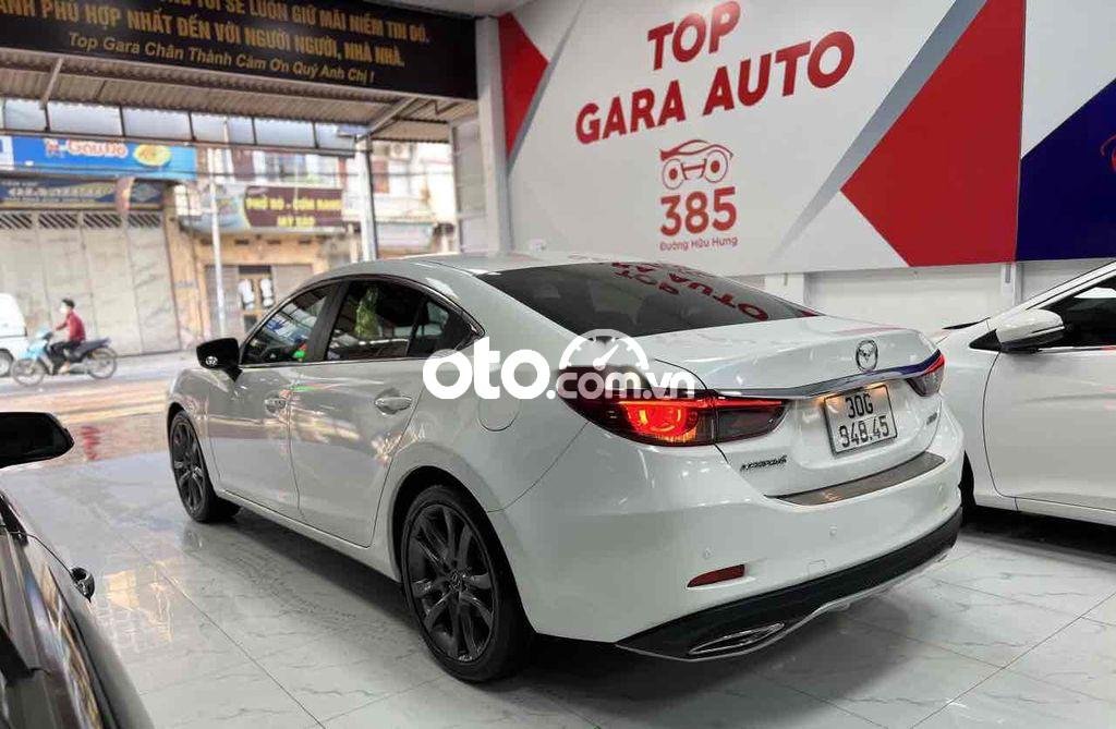 Mazda 6 2018 - Cần bán Mazda 6 2.0 Premium năm sản xuất 2018, màu trắng, giá 700tr