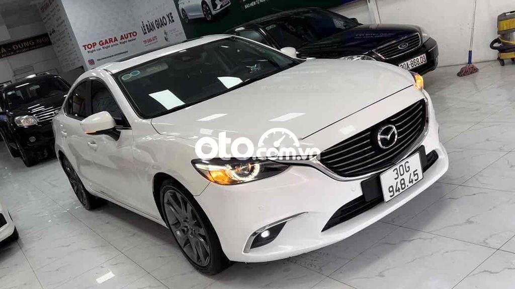 Mazda 6 2018 - Cần bán Mazda 6 2.0 Premium năm sản xuất 2018, màu trắng, giá 700tr