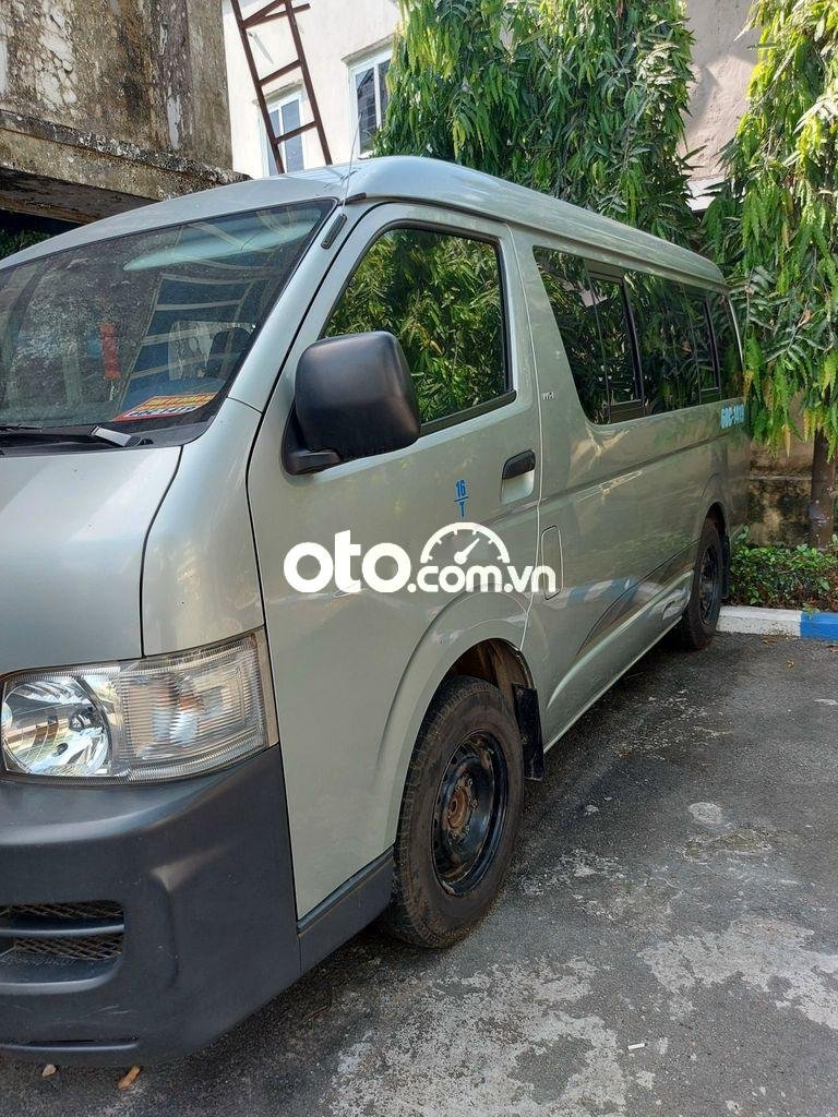 Toyota Hiace 2009 - Bán Toyota Hiace năm 2009, màu bạc