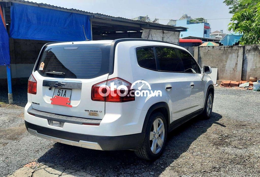 Chevrolet Orlando 2012 - Bán xe Chevrolet Orlando LT năm 2012, màu trắng chính chủ, 285 triệu