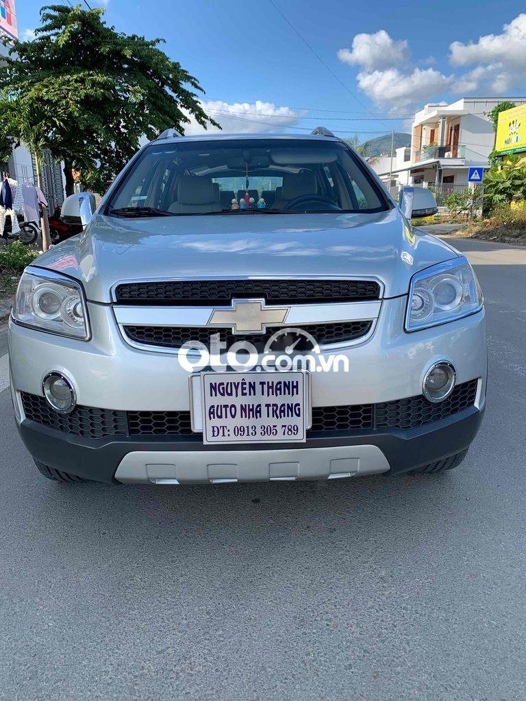 Chevrolet Captiva 2007 - Bán Chevrolet Captiva LTZ 2.0 năm sản xuất 2007, màu bạc, giá 205tr